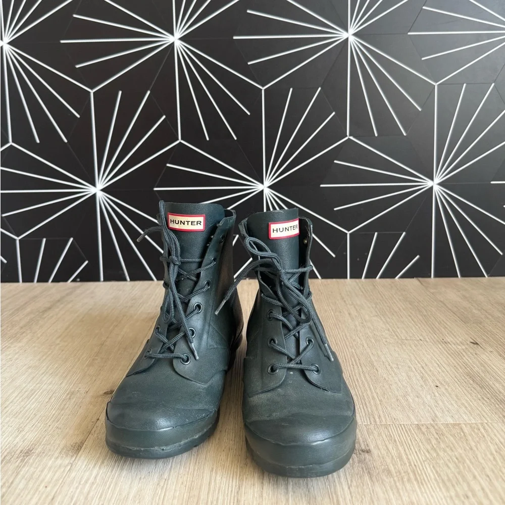 Hunter Kids's Olive Green Lace-Up Short Rain Boots